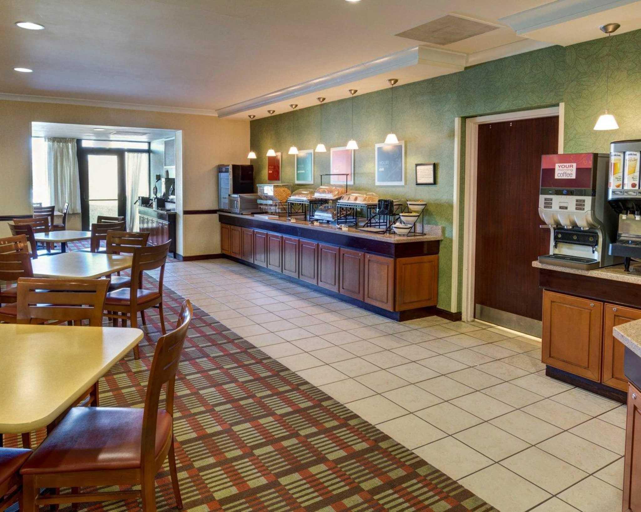 Comfort Inn College Park North Бествілл Екстер'єр фото