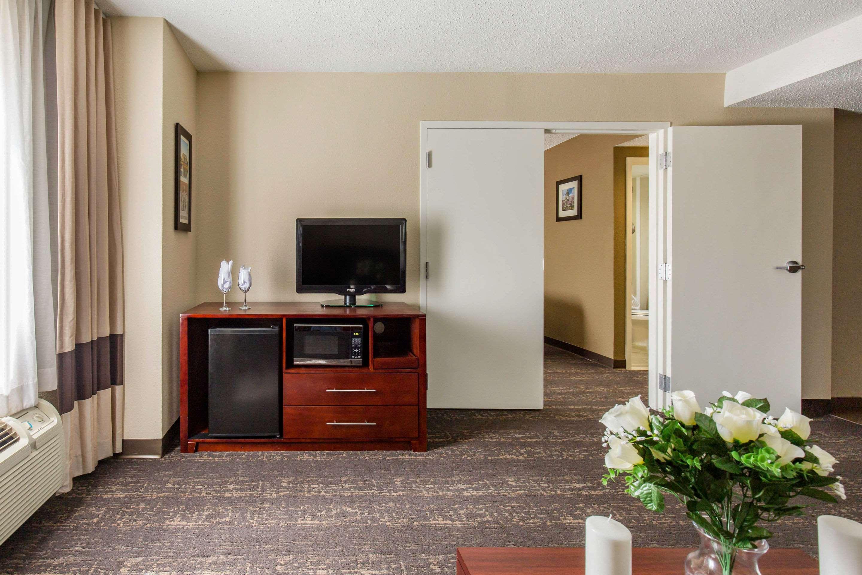 Comfort Inn College Park North Бествілл Екстер'єр фото