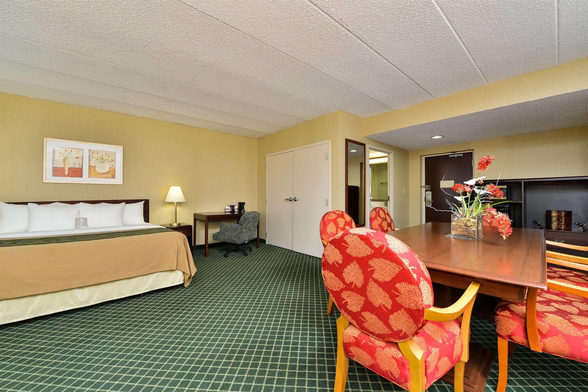 Comfort Inn College Park North Бествілл Екстер'єр фото